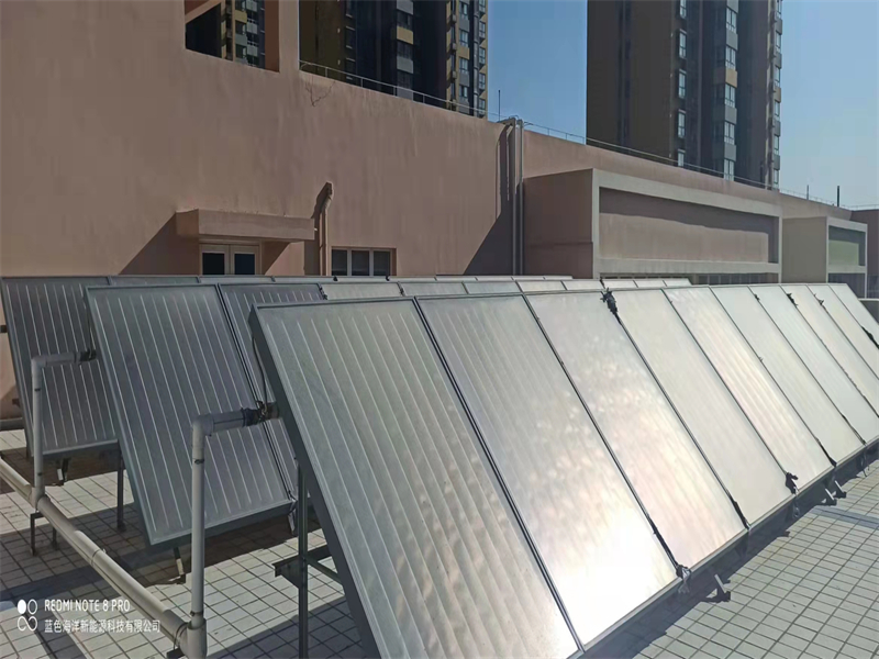 西安沣东润园幼儿园太阳能热水工程